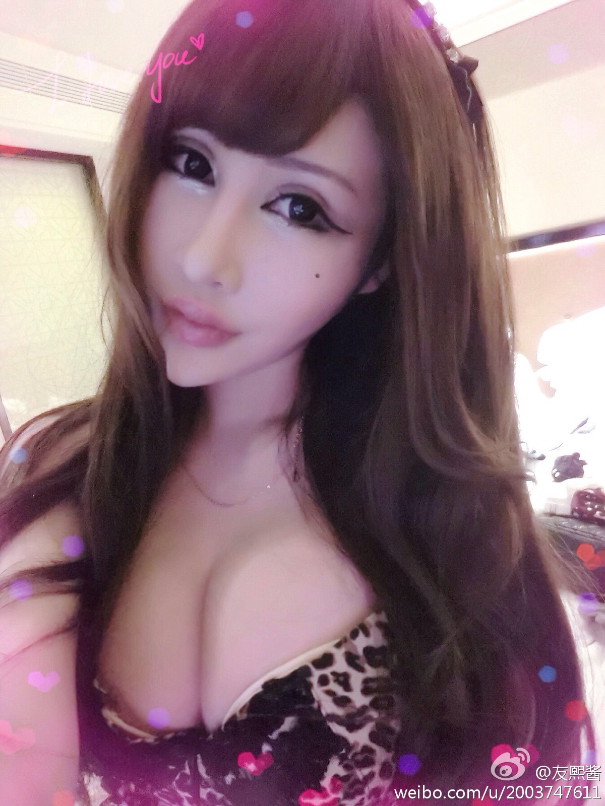 G罩美胸 火爆的辣子 友熙酱 微博自拍破解私密图片 2